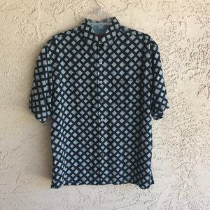 Tori Richard Button Up Shirt Size M